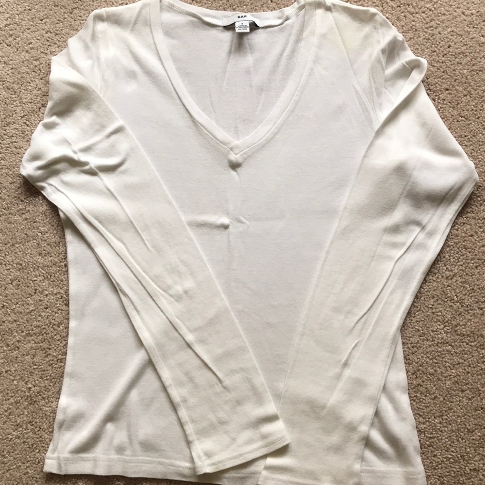 Gap cotton V-neck